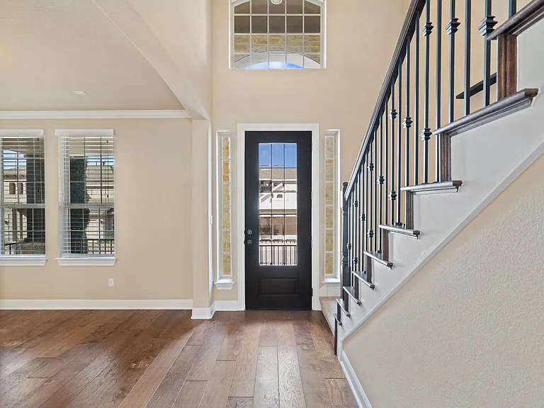 4205 Front Range Ln — Photo 4