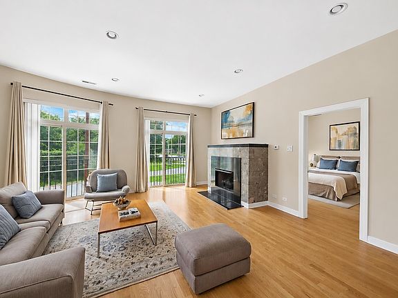 2nd image of 6425 W Touhy Ave #2C