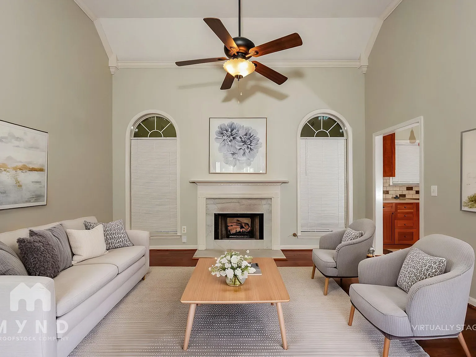 3 bed, 2.0 bath, 1429 sqft, $1,935 — Photo 2