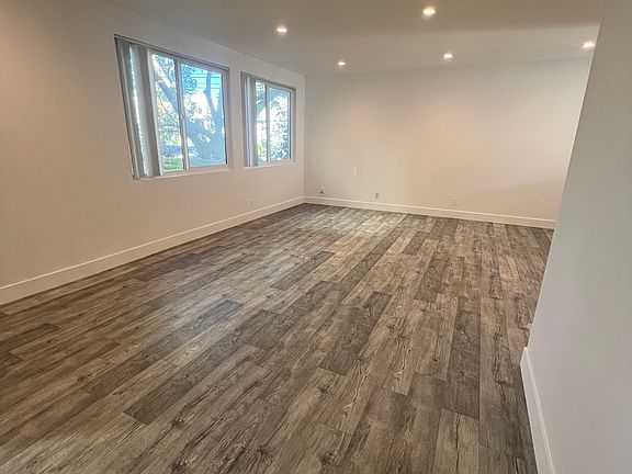 3rd image of 817 S Westgate Ave #101