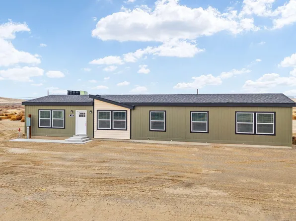 6225 Sand Creek Cir, Winnemucca, NV 89445