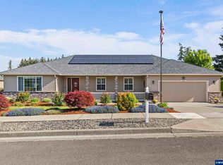 613 SW 7th St, Sublimity, OR 97385