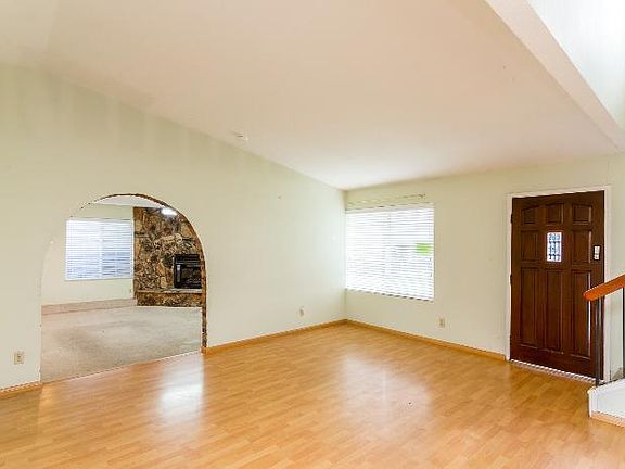 5th image of 1749 King Ct