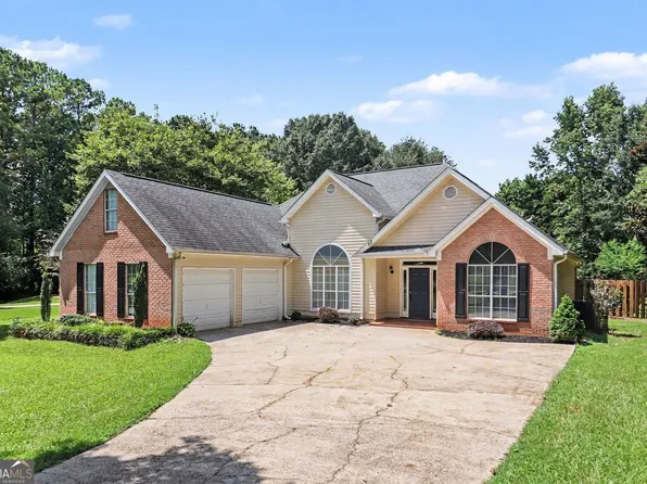 52 Mosswood Ct, Newnan, GA 30265