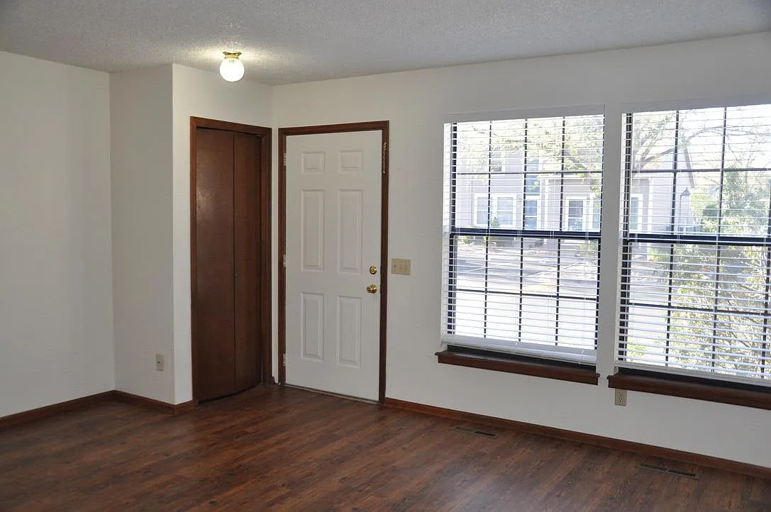 11506 Community Center Dr — Photo 4