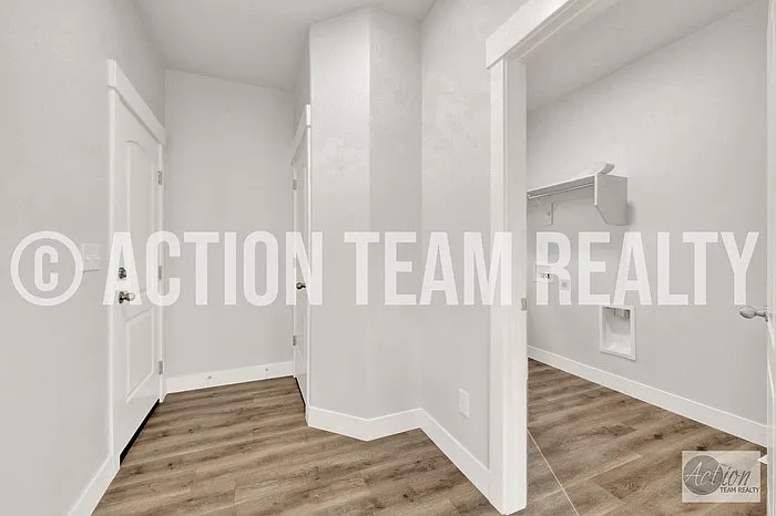 106 N Midland Dr — Photo 15