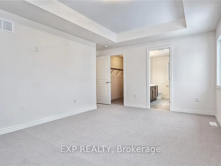 39 Morrison Dr — Photo 10