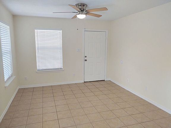 2nd image of 805 N Washington St #D
