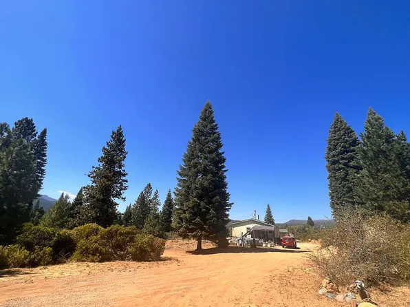 1740 S Old Stage Rd, Mount Shasta, CA 96067