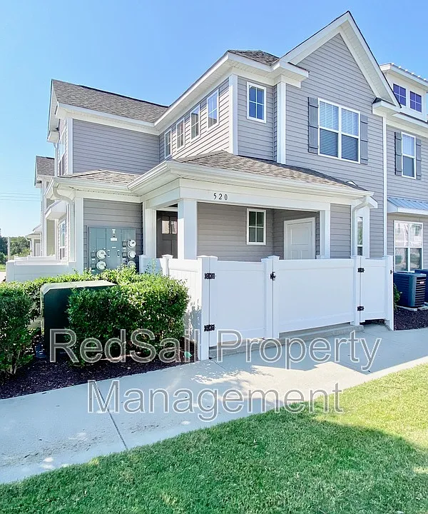 520 Fishers Ct