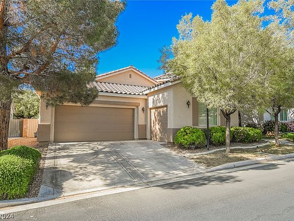 4th image of 4335 El Presidio Dr