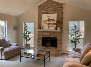 708 Windswept Ct, Grapevine, TX 76051