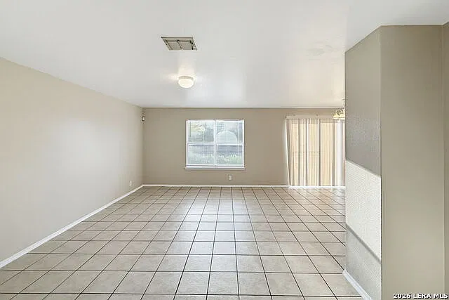 3 bed, 2.5 bath, 1539 sqft, $1,650 — Photo 3