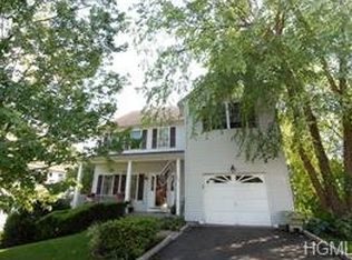 2 Louis Ct, Peekskill, NY 10566
