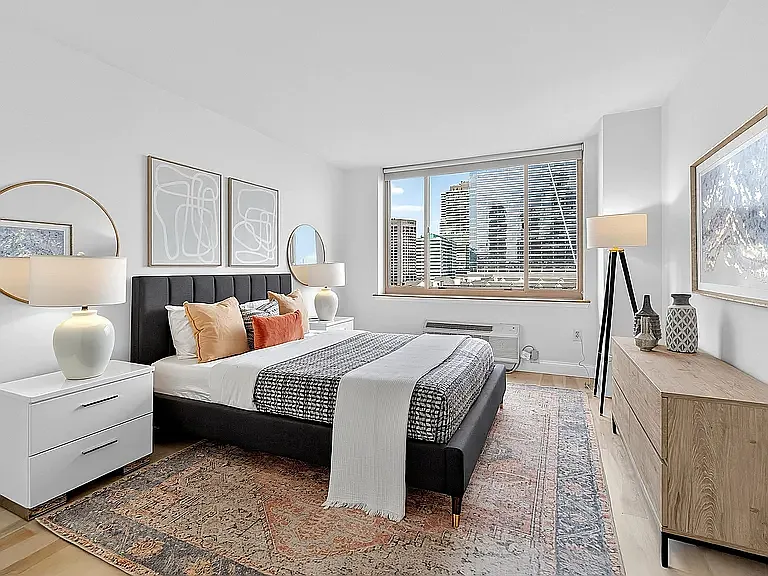 1 bed, 743 sqft, $3,500 — Photo 2