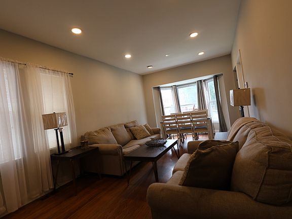4th image of 5409 S Sawyer Ave