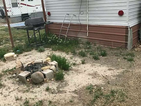 4th image of 2841 Teller Ave Trailer 6