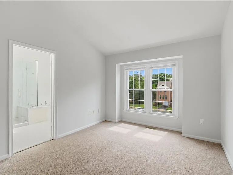 13937 Middle Creek Pl — Photo 16