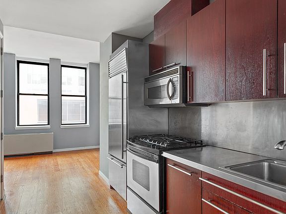 2nd image of 150 Nassau St APT 6J