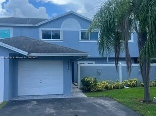 14264 SW 97th Ter, Miami, FL 33186