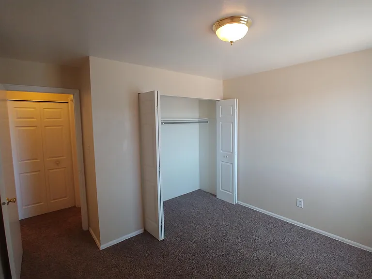 Bruin Manor (TS) — Photo 24