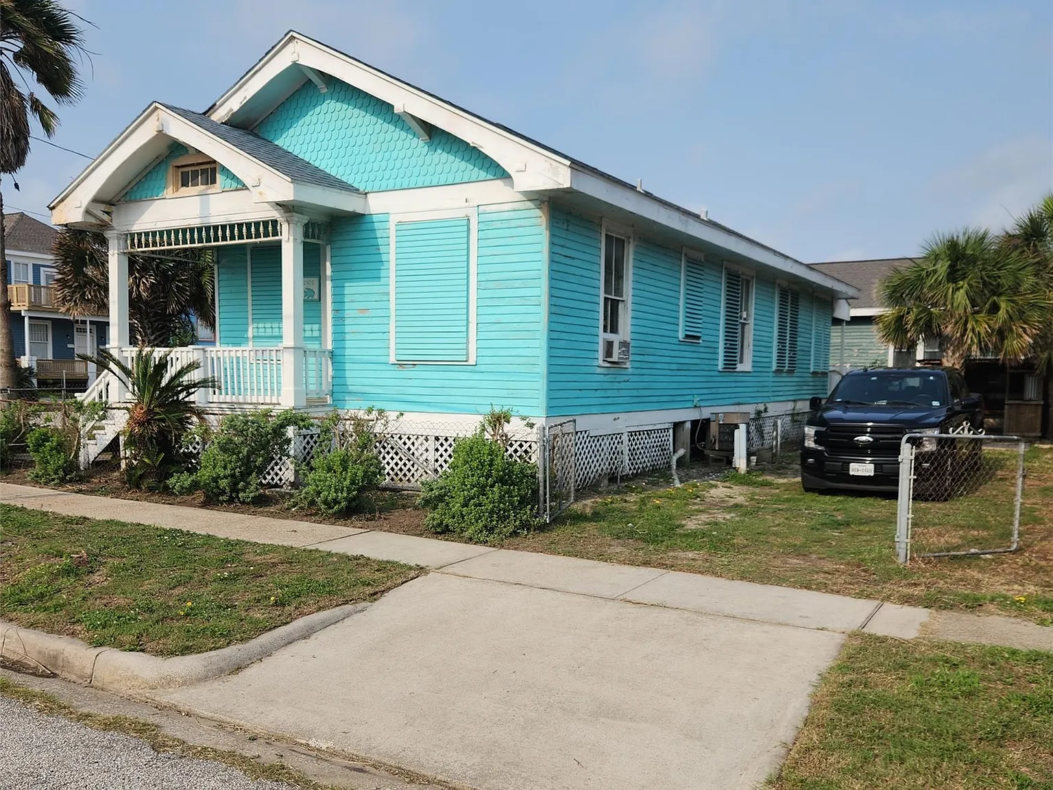 3 bed, 1.0 bath, 1260 sqft, $1,535 — Photo 1