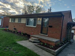 11657 Engleman Rd, Warren, MI 48089