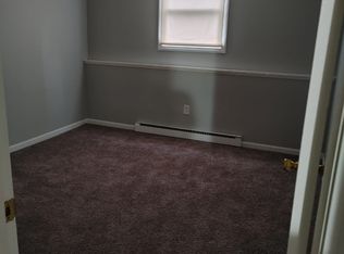 238 Maple St #13062543, Agawam, MA 01001