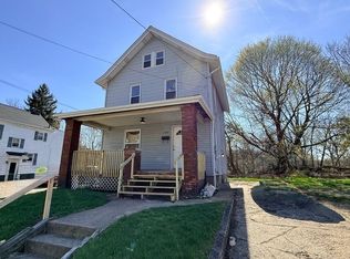 1432 League St, Akron, OH 44305