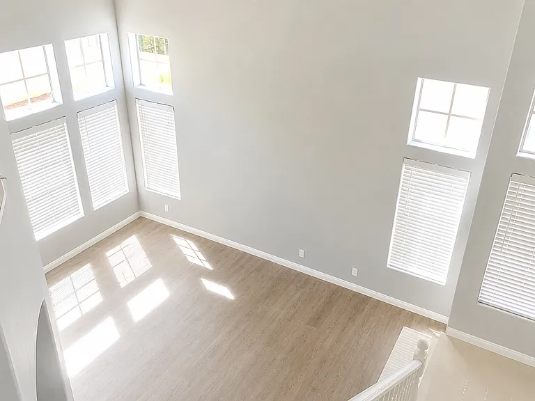 23238 Runnymede St — Photo 2