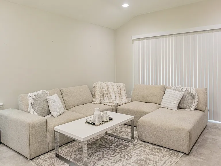 7112 Emsley Cir — Photo 4