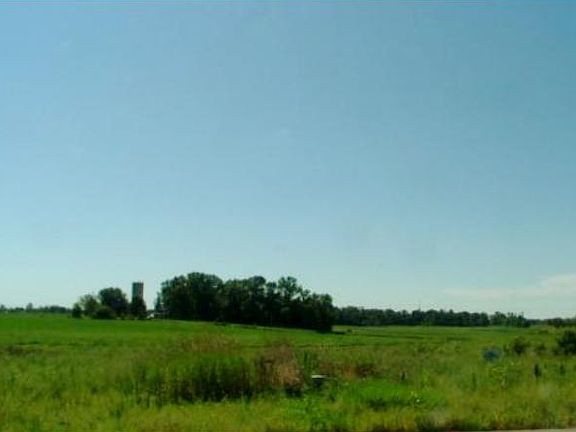4th image of 23830 Meadow Creek Dr