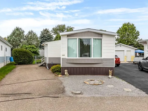 382 SE Belanca Cres SW, Medicine Hat, AB T1A 7Z1
