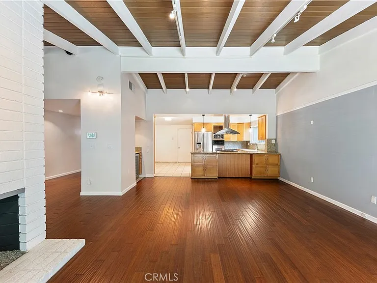 22951 Austin St — Photo 18