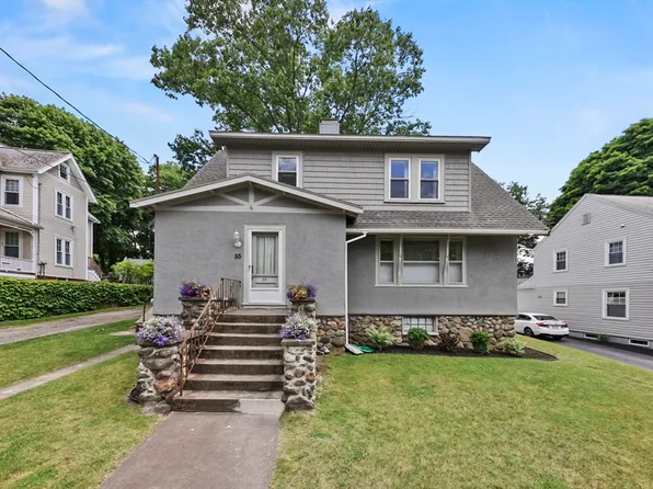 55 Elm St, Stoneham, MA 02180