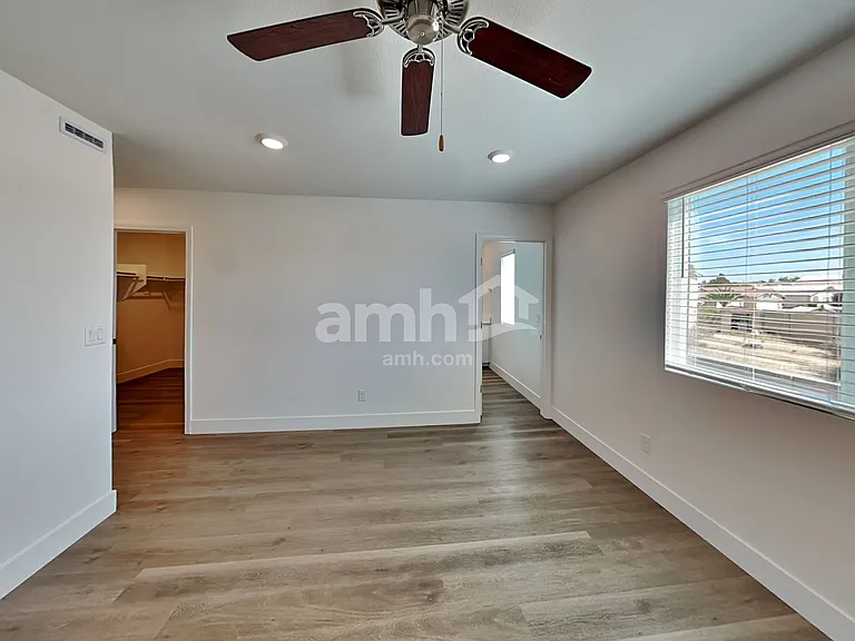 8401 Flagpole Loop Ave — Photo 8