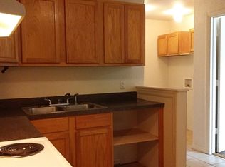 7780 County Road 2193 APT 33, Whitehouse, TX 75791