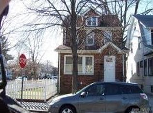 96 Colonial Rd, Floral Park, NY 11001