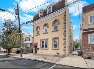 82 E 26th St, Bayonne, NJ 07002