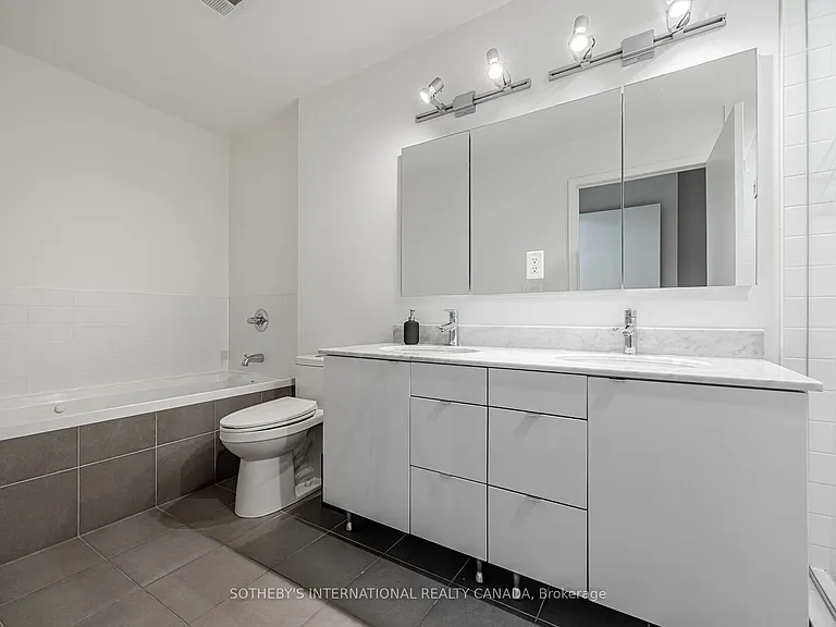 33 Lombard St #4301 — Photo 19