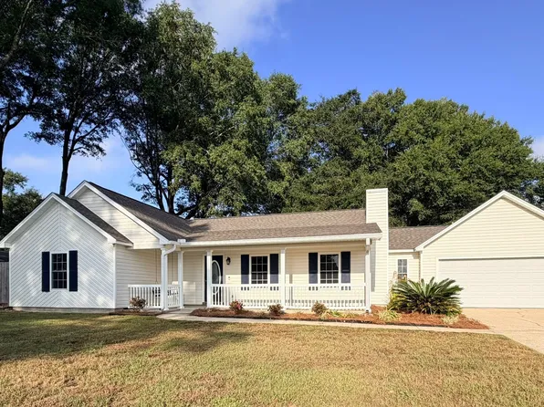 112 Courtland Dr, Enterprise, AL 36330