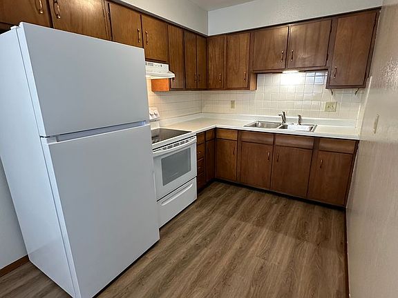 2nd image of 1803 Westplains Dr #5