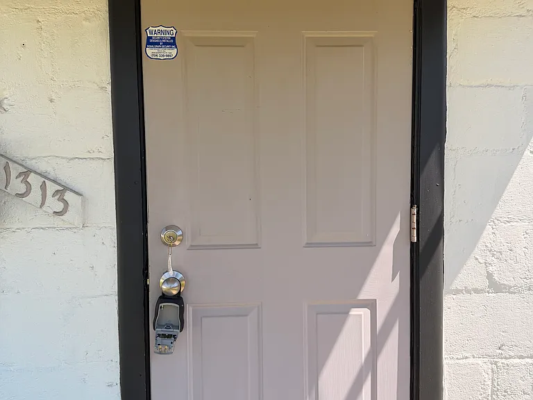 1313 Strawn Ave #2 — Photo 1