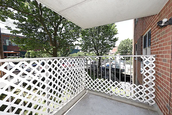 Rented by Corcoran | media 19