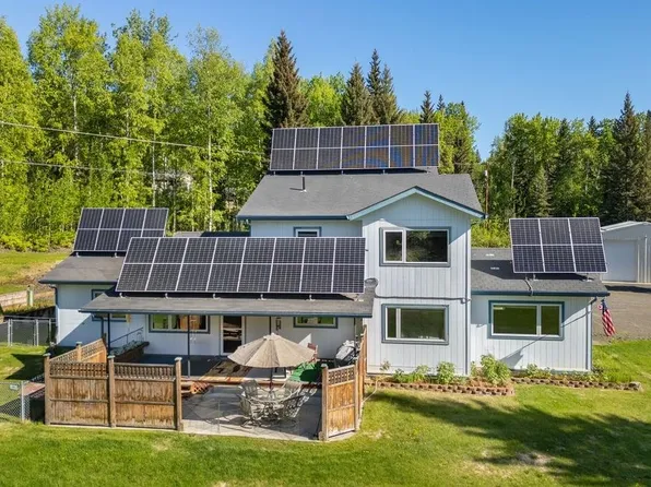 675 Derbyshire Dr, Fairbanks, AK 99709