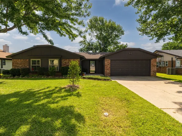 6528 Sherri Ln, North Richland Hills, TX 76182