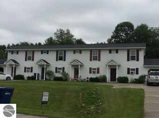 4336 Manhattan E, Traverse City, MI 49685