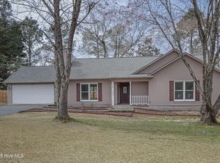 105 Birch Pl, West End, NC 27376