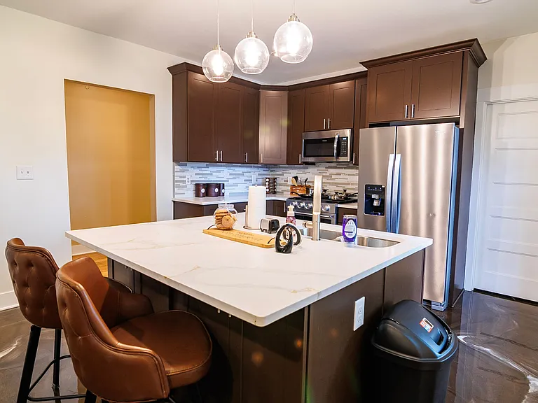 854 Beecher St SW — Photo 8