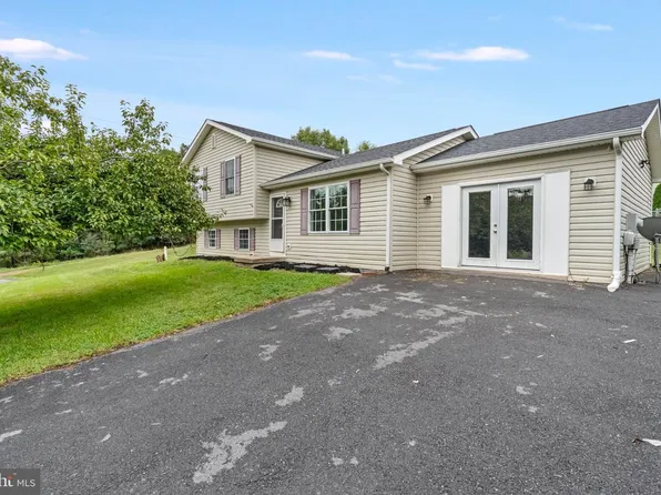 938 All American Way, Martinsburg, WV 25405